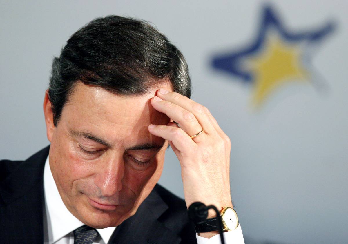 L'euro mostra i muscoli e Draghi tace
