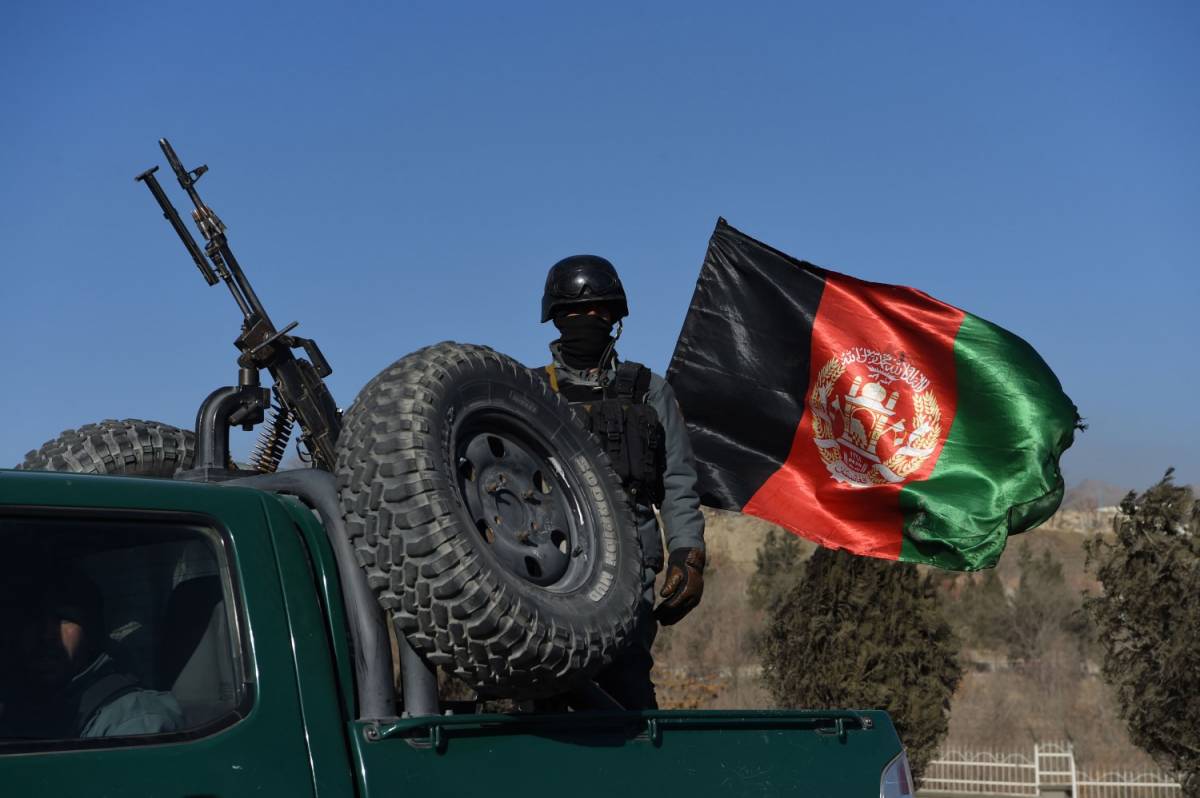 Dodici morti in un attentato in una moschea in Afghanistan