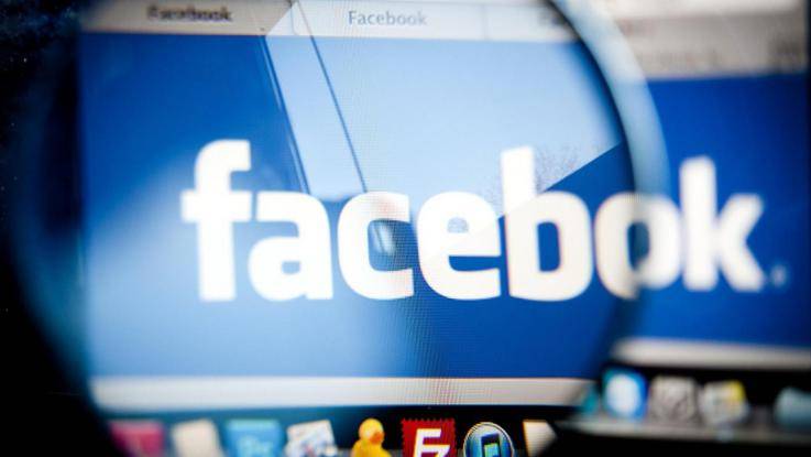 Condannato per un post su Facebook: diffamazione e odio razziale