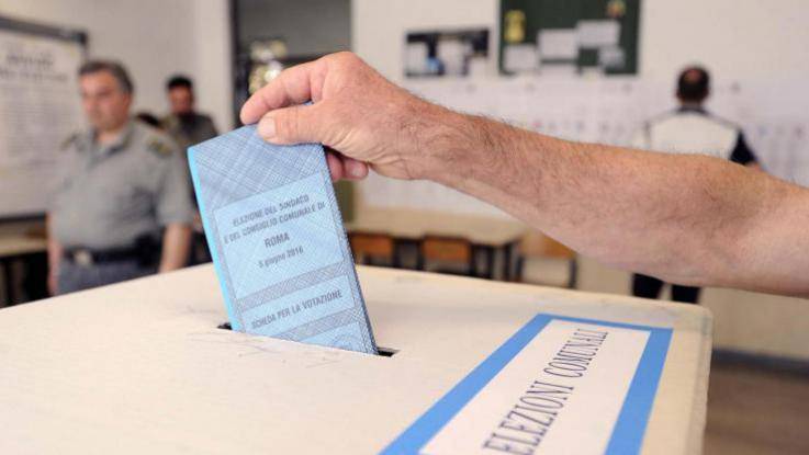 Al voto per diventare lombardi: "Sarà la tredicesima provincia"