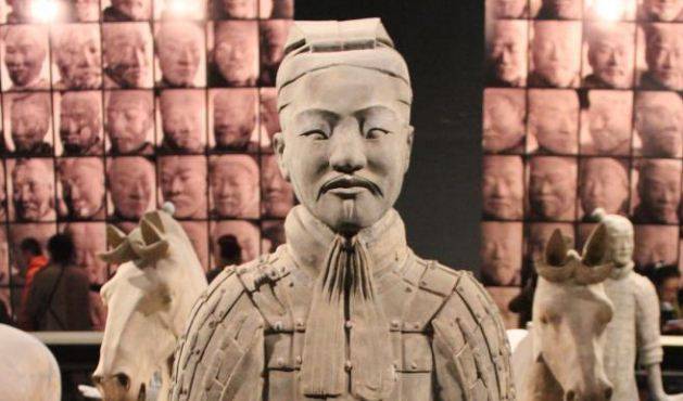 Usa, rubato pollice di una statua cinese. Pechino: "Punizione severa"