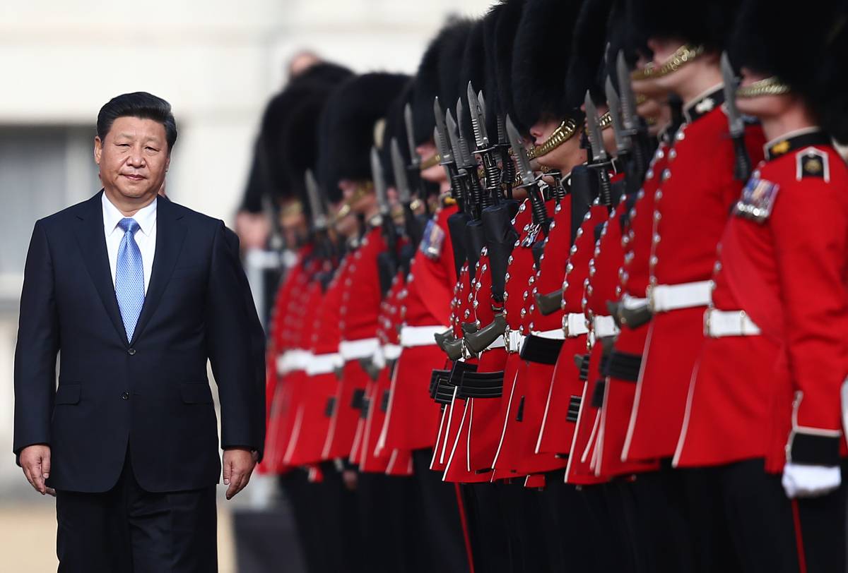 Xi più potente di Mao: la superpotenza Cina ha un presidente a vita