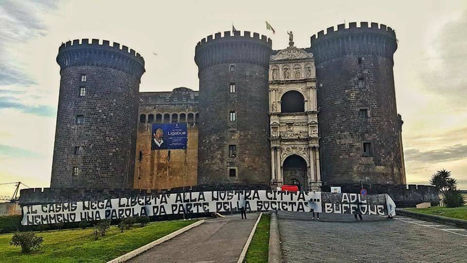 Napoli, i tifosi contro la società: "Facciamo il possibile"