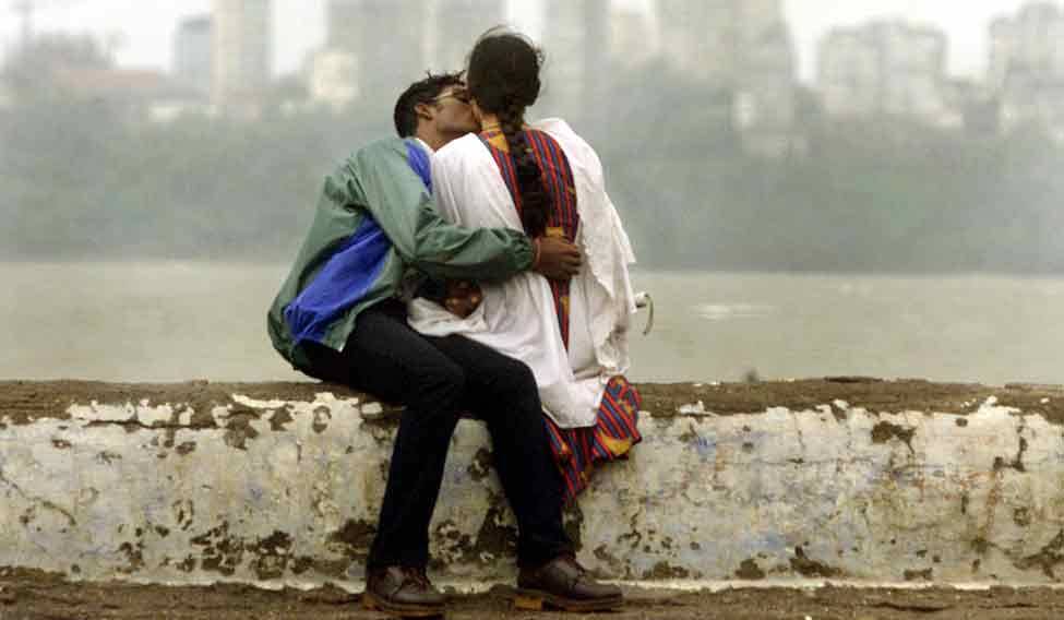 India, gli alberghi dell'amore dividono il Paese