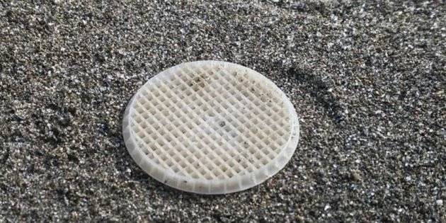 Quell'oggetto misterioso che ha invaso le spiagge italiane