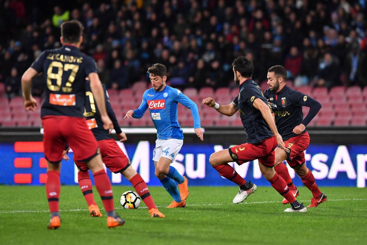 Il Napoli soffre ma batte il Genoa: 1-0 e Juventus a meno due in classifica