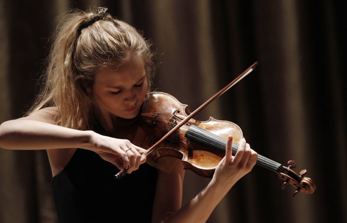 Così Laura "incanta" la Scala: primo violino a soli 29 anni