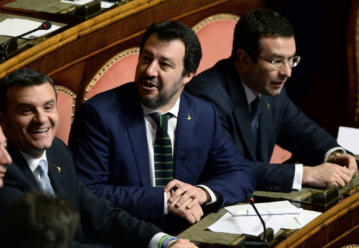 Salvini: "Berlusconi sarà a lungo leader. Noi al governo con chi ci sta"