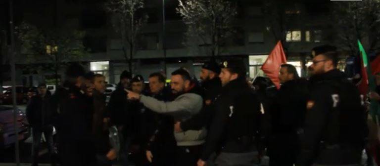 Torino, rissa e pugni in volto alla manifestazione di Casapound