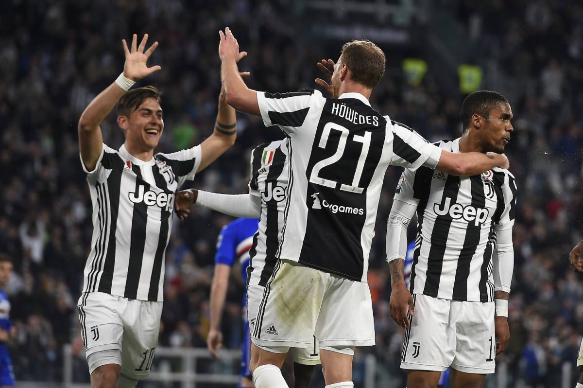 La Juventus spazza via 3-0 la Sampdoria: il Napoli scivola a meno sei