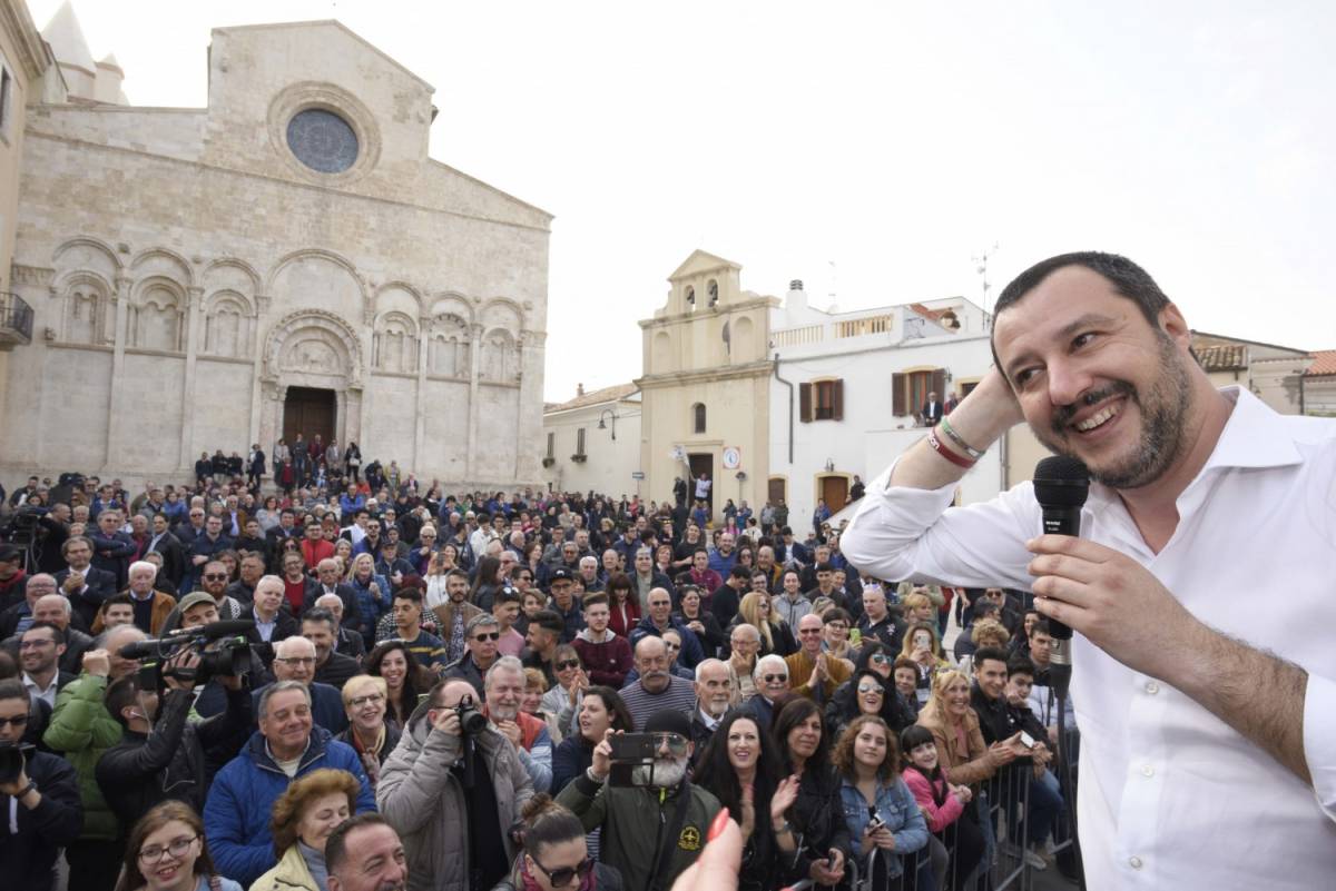 Governo, ora Salvini apre: "Una figura terza? Perché no"