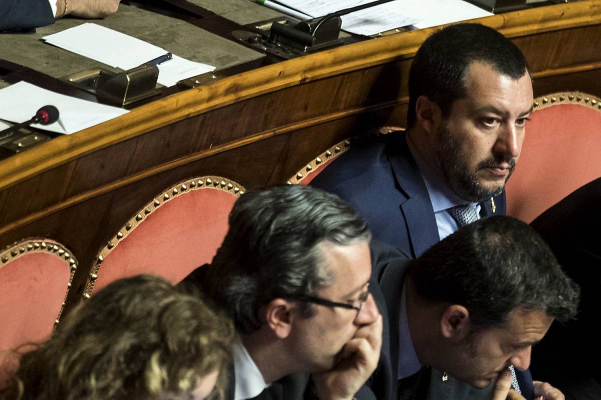Ora Salvini sferza Di Maio: "Torni sulla terra e si parte" 