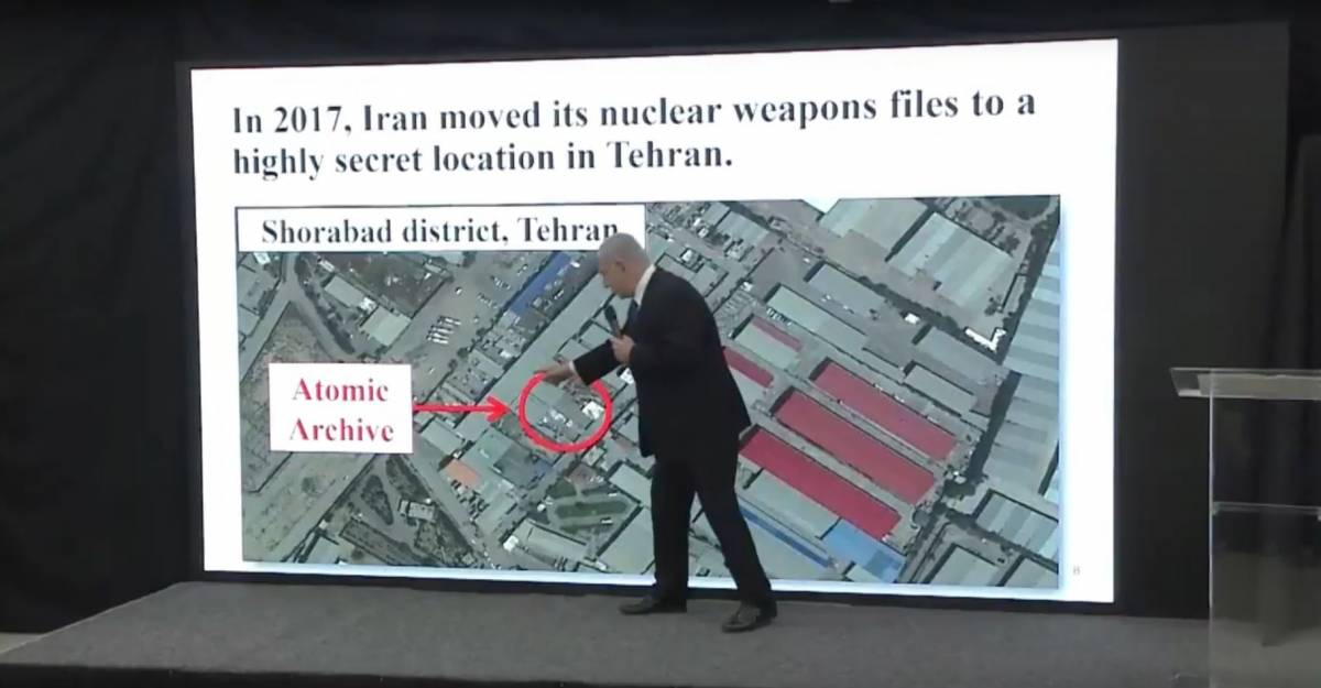 Netanyahu svela i segreti nucleari dell'Iran: "Ecco le prove, sta preparando le armi"