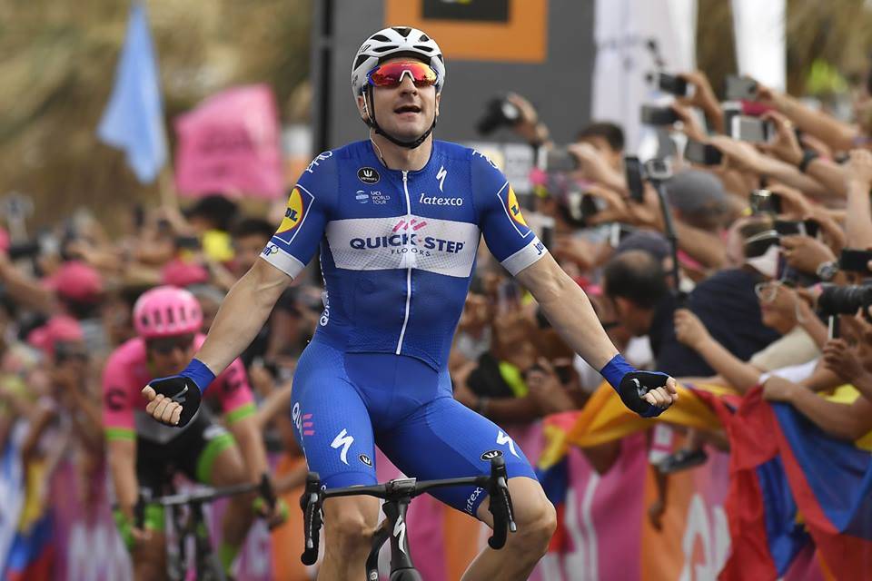 Giro d'Italia, Viviani vince ancora: il 29enne si prende anche la terza tappa