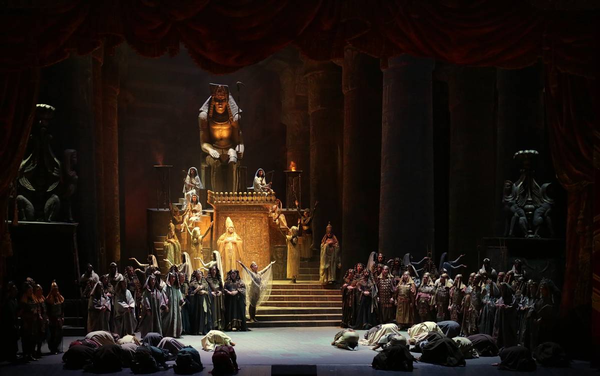 L'"Aida" di Zeffirelli alla Scala con pochi acuti fra gli artisti