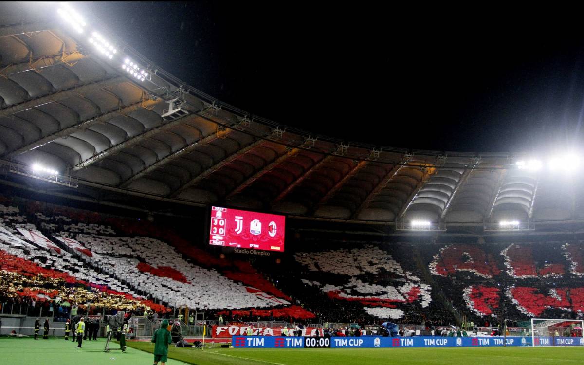 Tifosi del Milan profetici: "Poker servito". Sì ma da parte della Juventus