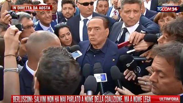Berlusconi: "Attendiamo Mattarella Irresponsabile chi attacca"