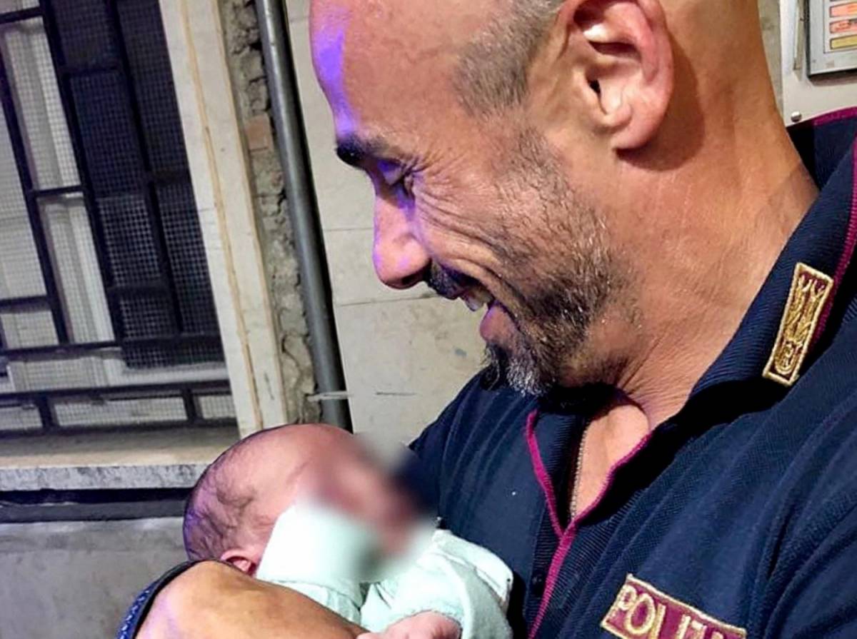 L'agente che salvò il neonato abbandonato: "Battezzatelo col mio nome"