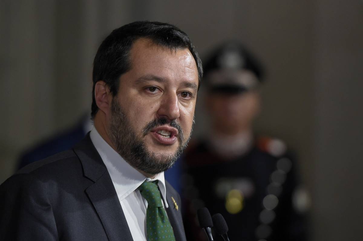 Il debutto di Salvini da ministro: "Il mio impegno per la sicurezza"
