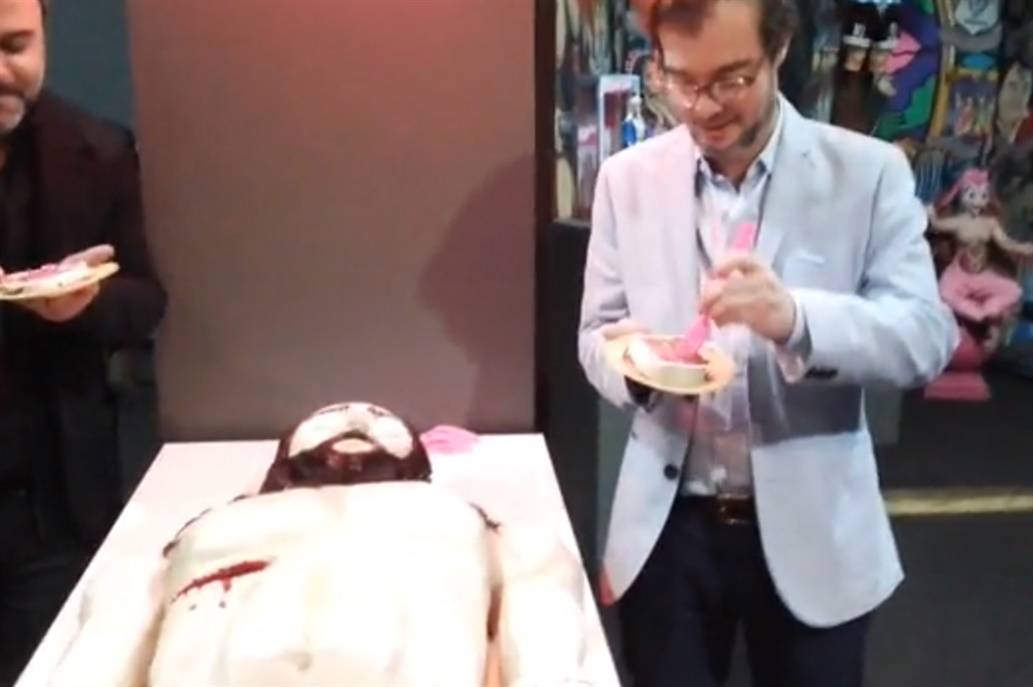 Argentina, Ministro mangia torta blasfema con Gesù