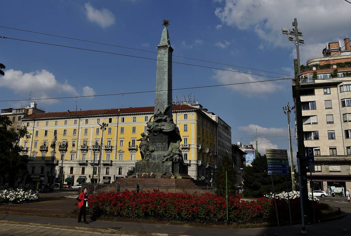 Piazza 5 Giornate dice addio al pavé