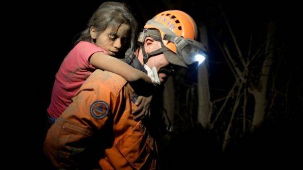 Vulcano Fuego provoca decine di morti in Guatemala