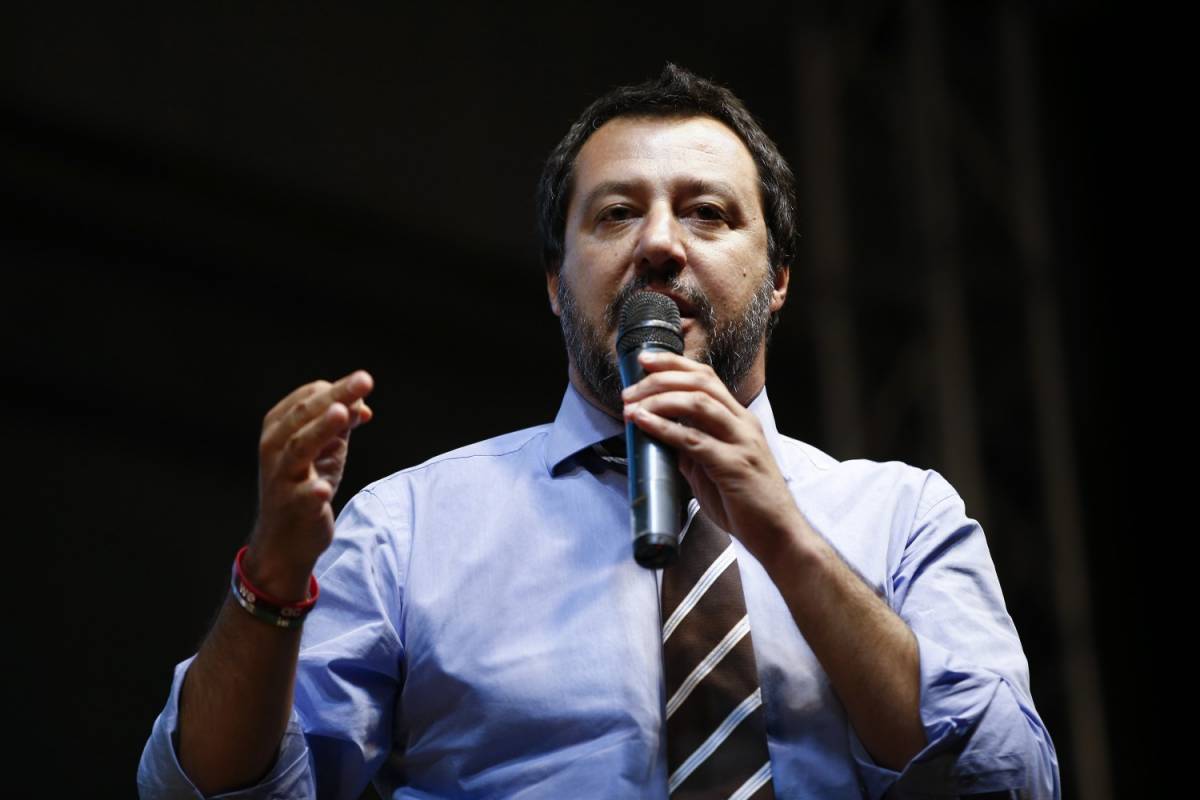 Salvini: "Penso solo alla sicurezza. Rimedia a 7 anni di buonismo"