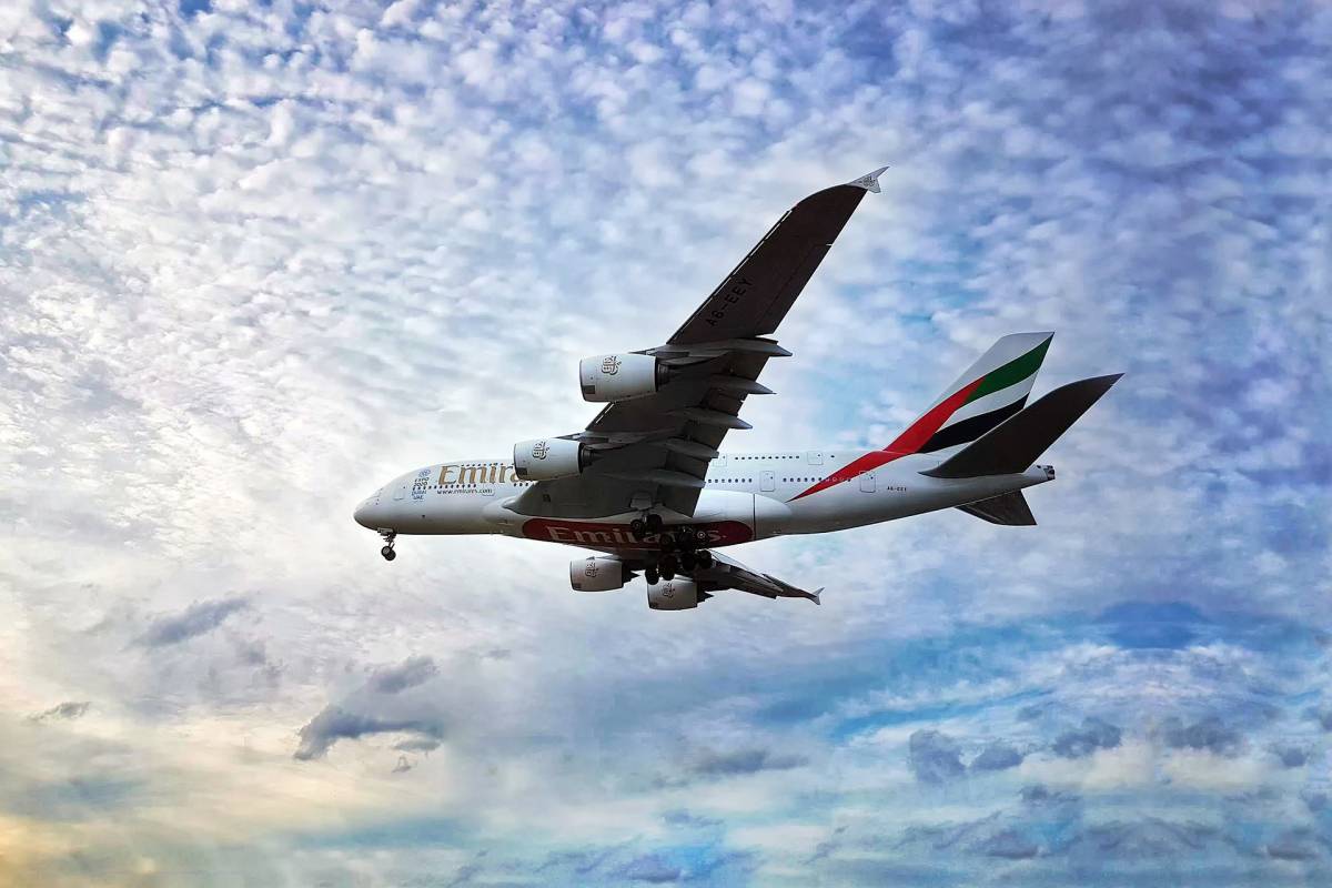 Fly Emirates, aerei senza finestrini: saranno virtuali