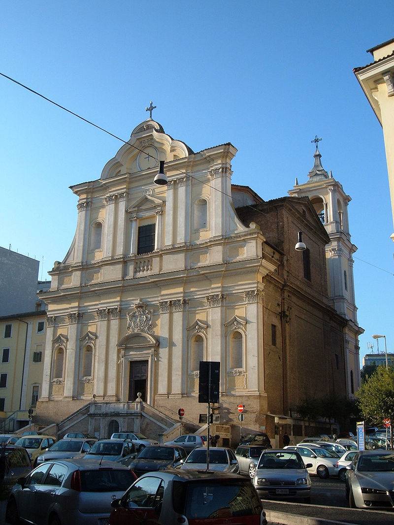 Roma, trovati 36mila euro dentro il confessionale di una chiesa