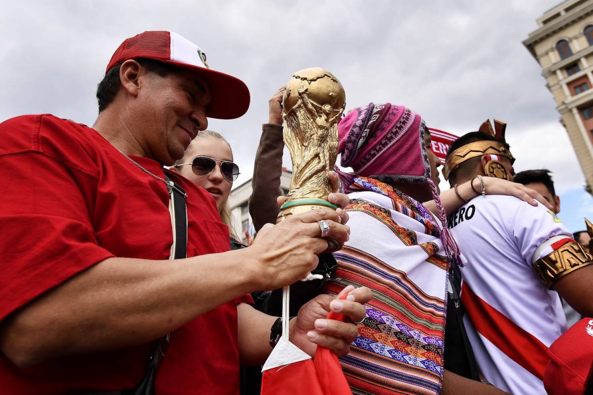 Follie... Mondiali: peruviano diventa obeso per entrare allo stadio