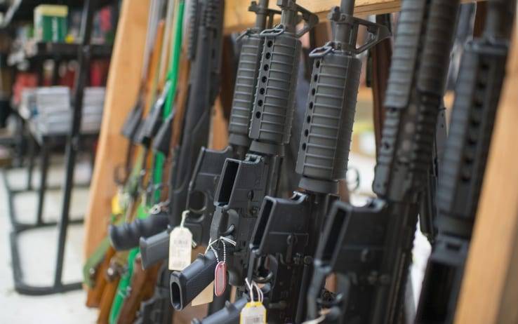 Gorizia, 14 arresti per contrabbando internazionale di armi da guerra