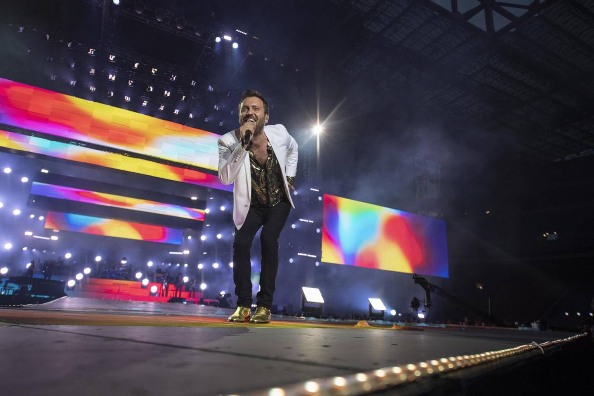 Cremonini sbanca San Siro: "Realizzo il mio sogno"