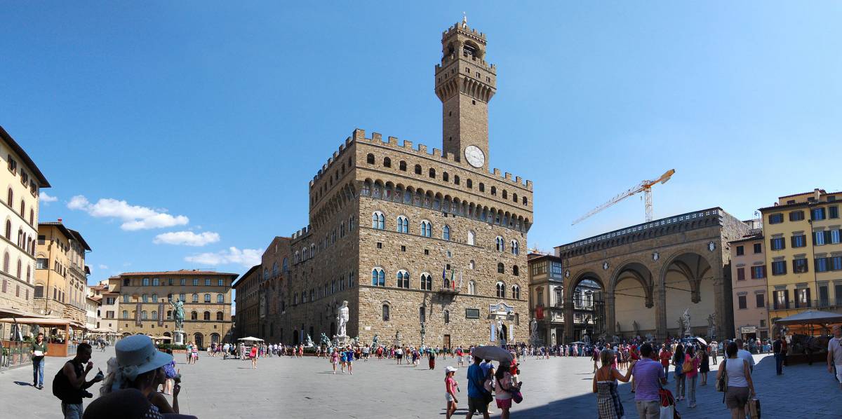 Siena molla Mps e democratici. Forza Italia ora sogna Firenze