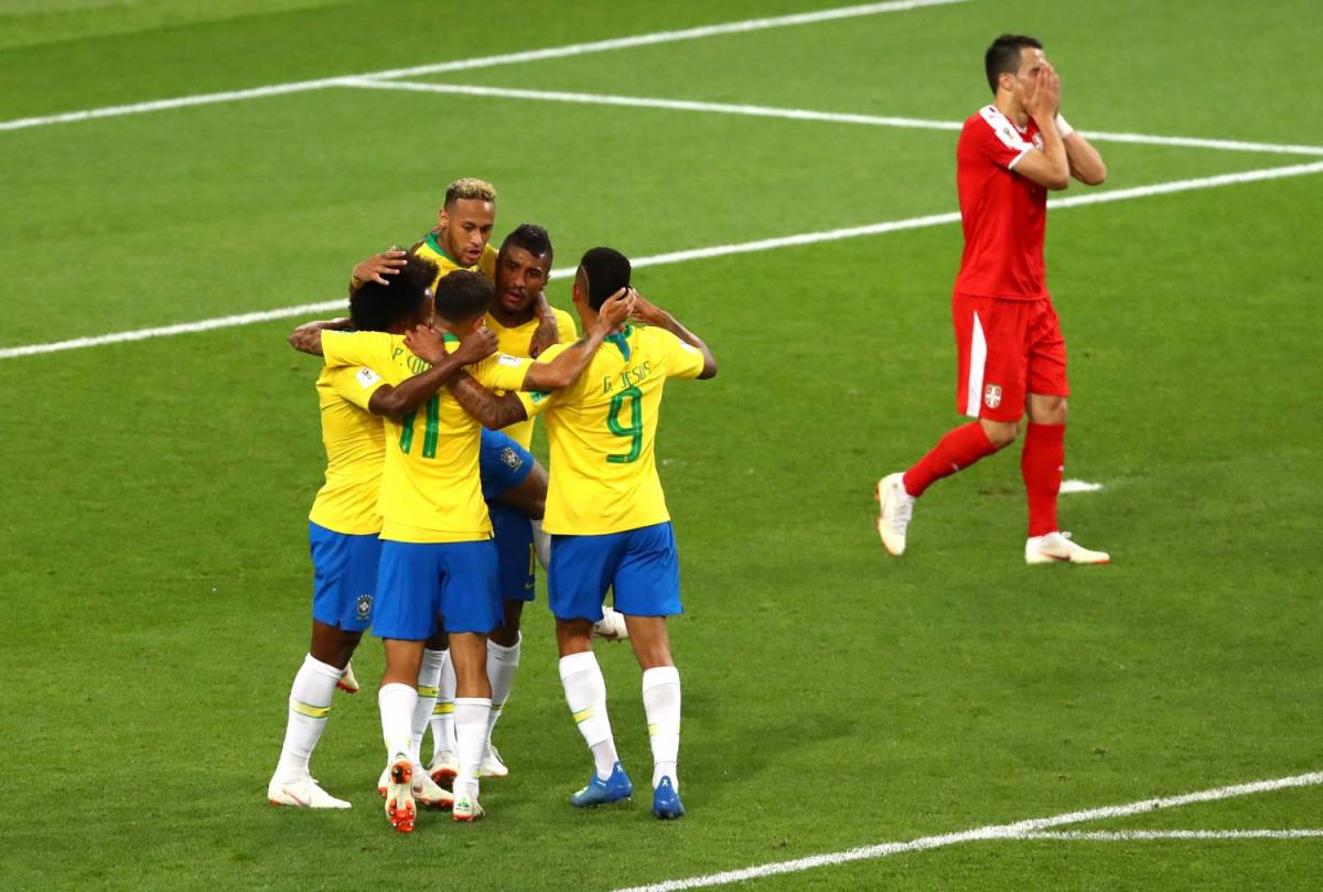 Mondiali 2018, il Brasile batte 2-0 la Serbia e vola agli ottavi. Svizzera avanti