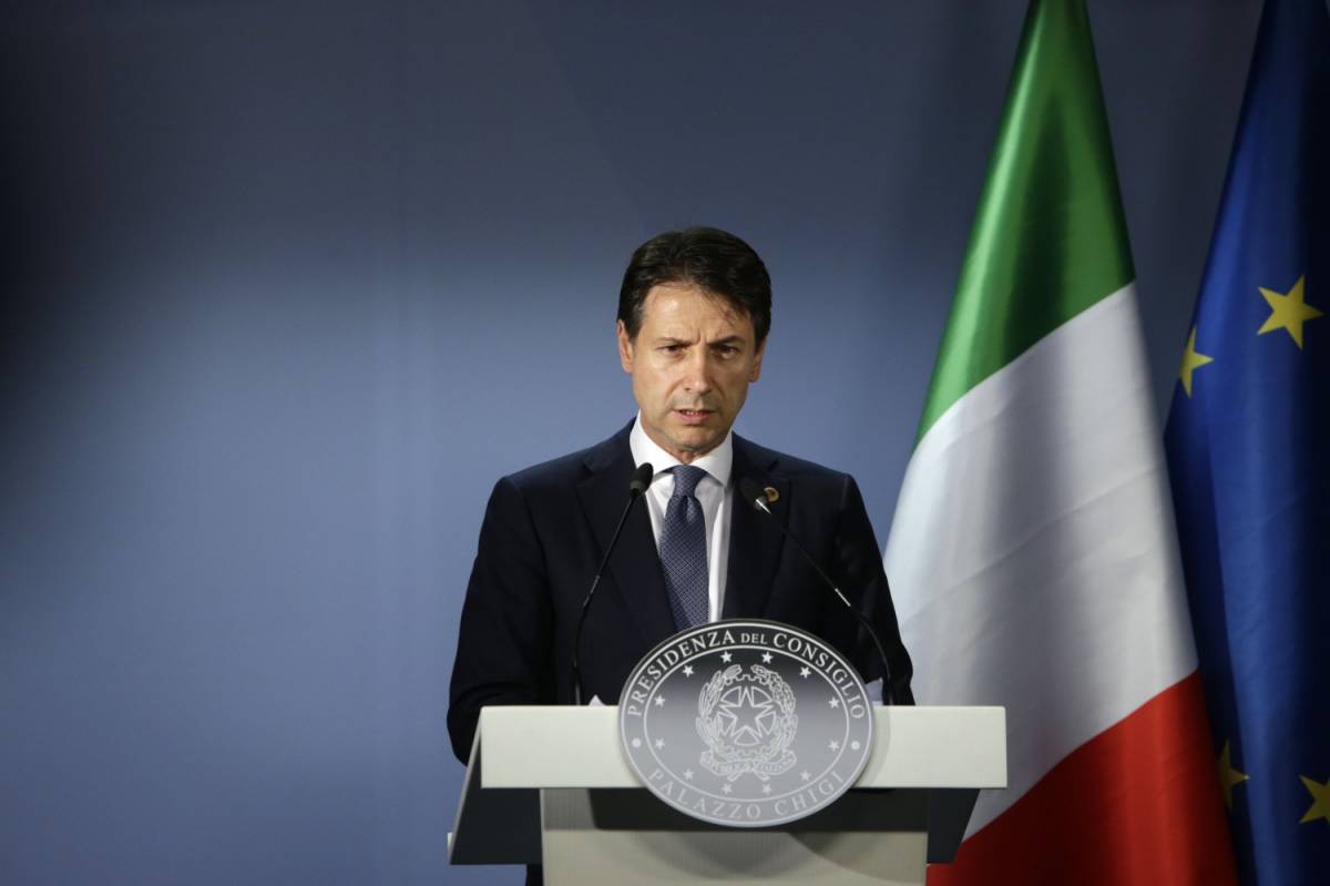 Conte: "In autunno in Italia conferenza sul futuro della Libia"