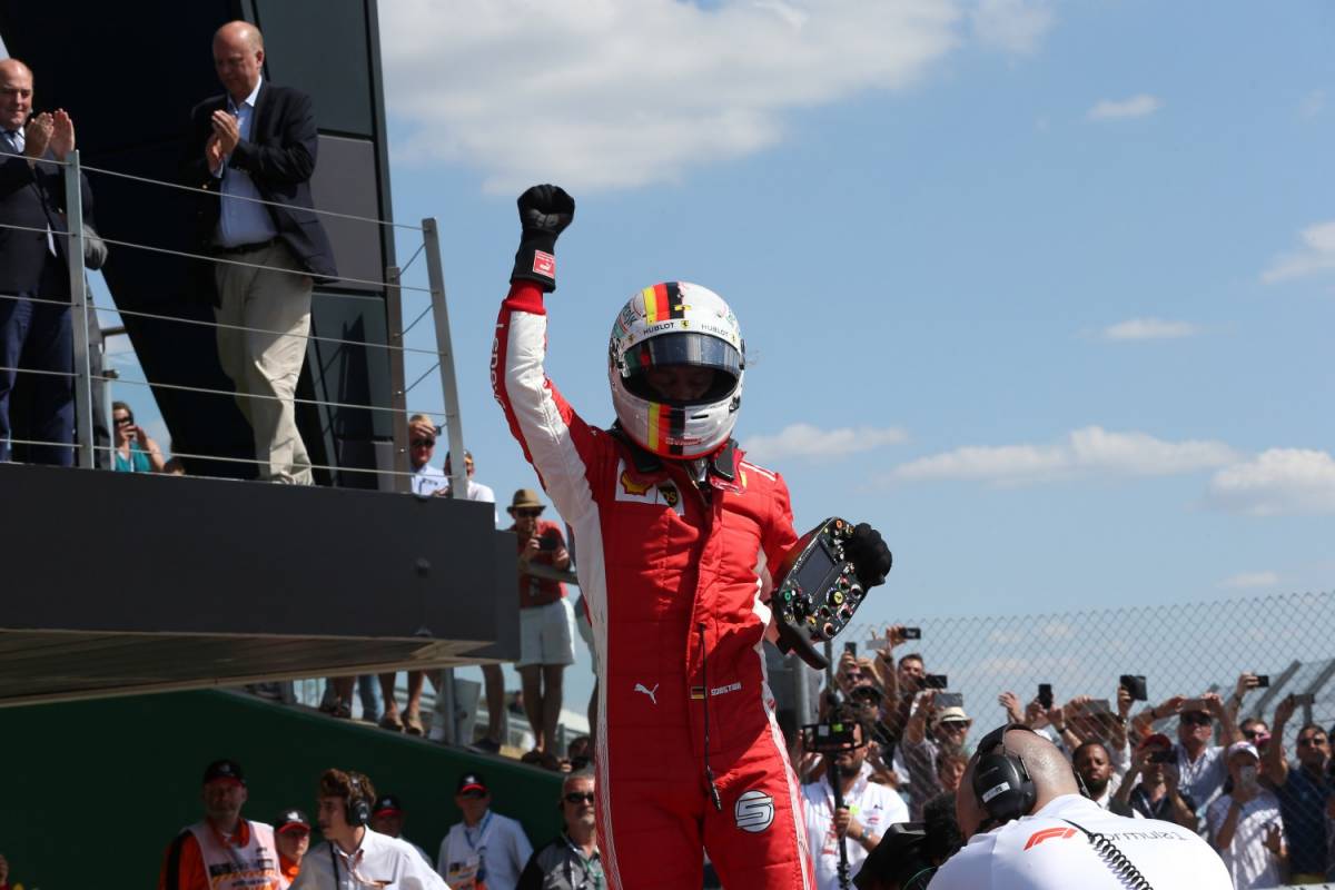 Ferrari, Vettel esulta in faccia alla Mercedes: "Bello vincere in casa loro"