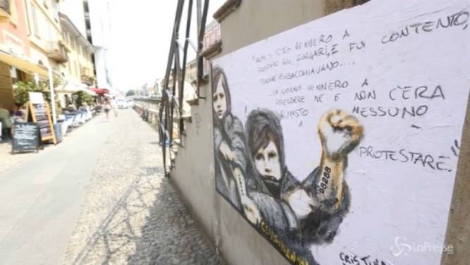 Censimento rom, murale di protesta a Milano contro Matteo Salvini