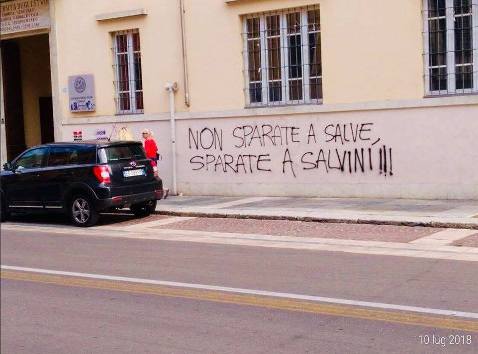 "Sparate a Salvini": minacce choc al ministro
