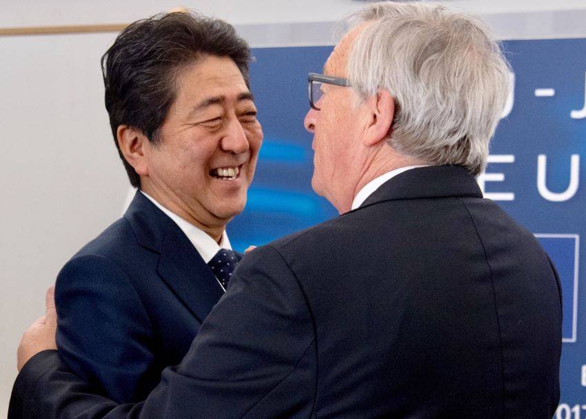 Ue-Giappone, storico accordo: al via intesa di libero scambio