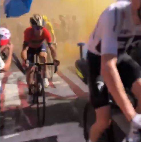 Spunta un altro video di Nibali: ecco perché è caduto al Tour