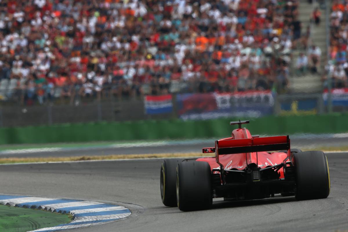Ferrari, sfuma la dedica. Nella formula "gregario" ride Hamilton in fuga