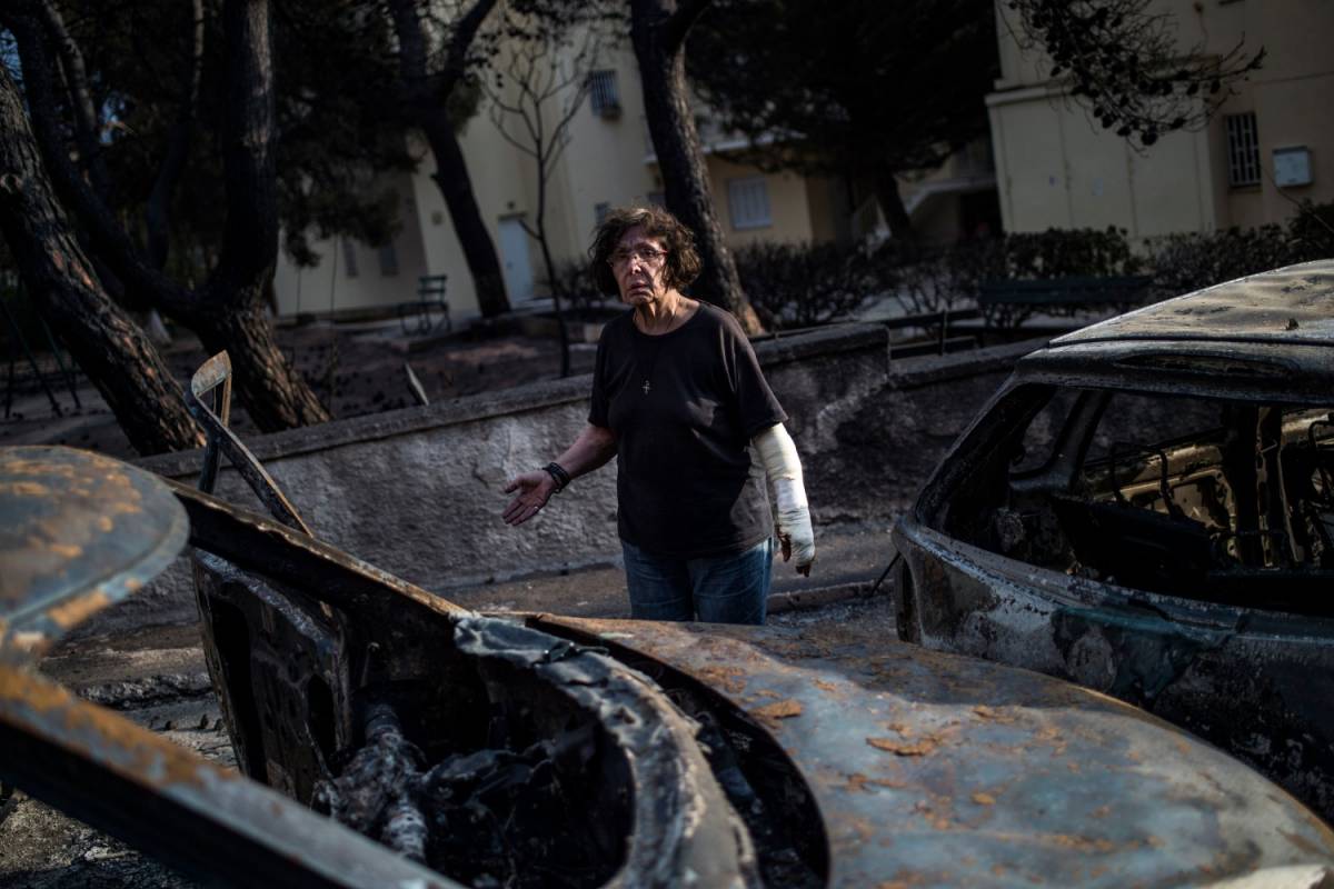 Grecia, l'orrore negli occhi dei soccorritori: "Mamme e bimbi morti abbracciati"