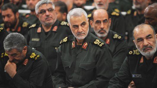 Iran, Soleimani a Trump: "Se tu inizi la guerra, noi la chiudiamo"