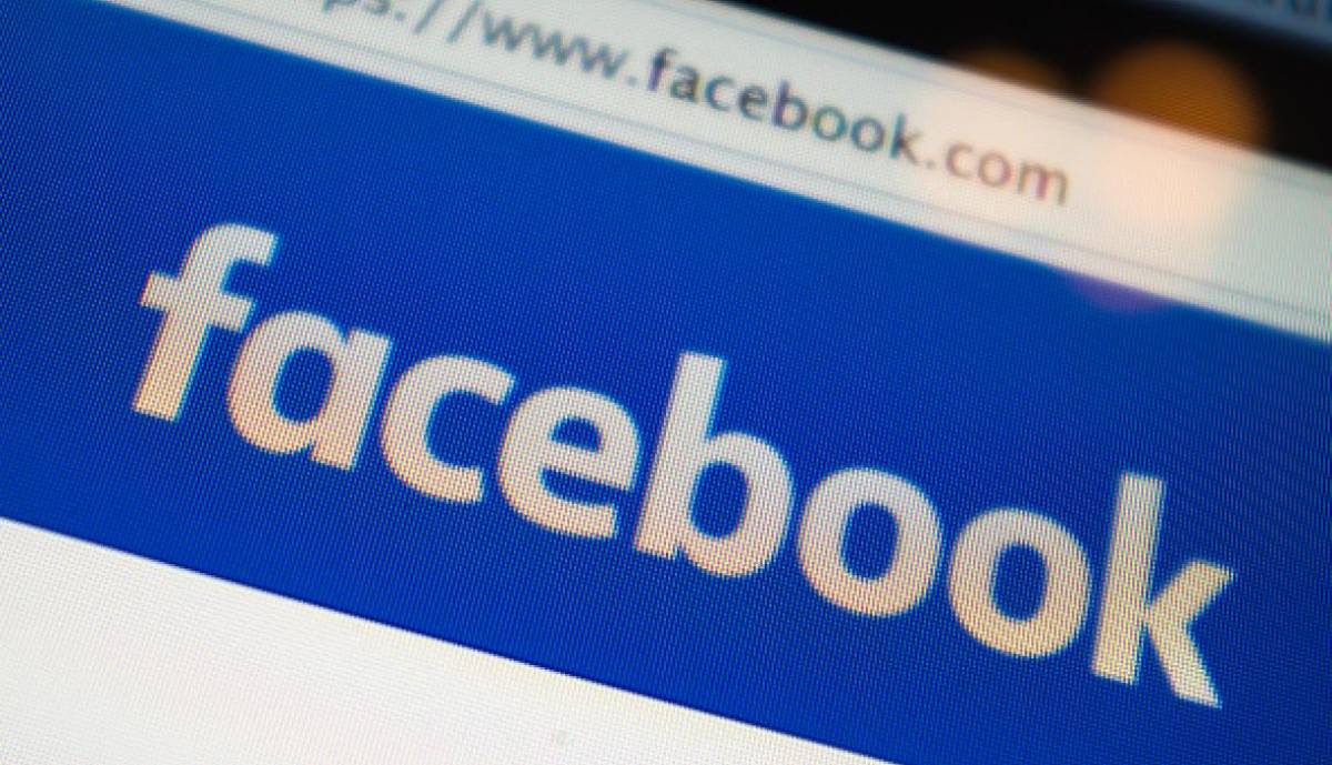 Ora Facebook testa il bottone contro i commenti "incivili"
