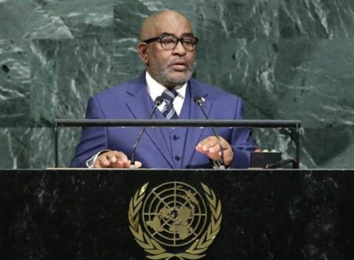 Comore, il presidente accentra il potere e spinge l'islamizzazione