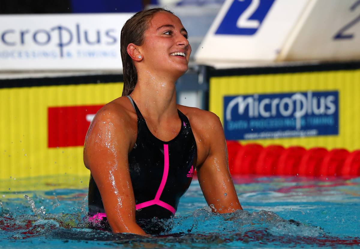 Simona, 800 metri tutti d'oro Il nuoto azzurro senza fine ilGiornale.it Simona, 800 metri tutti d'oro Il nuoto azzurro senza fine ilGiornale.it