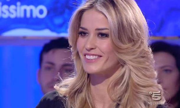 elena santarelli e la malattia del figlio giacomo e la priorita ma continuare a lavorare fa bene ilgiornale it