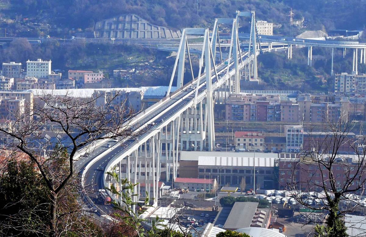 Genova, Renzo Piano dona "un'idea di ponte" alla città