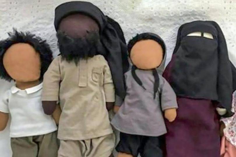 Germania, ecco le bambole col burqa per radicalizzare i bambini