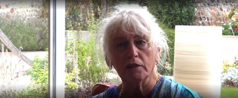 Ruth Rose, la trans inglese che si è fatta operare a 81 anni